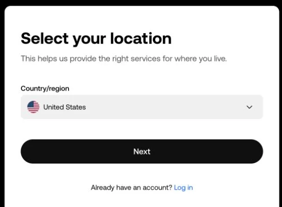 欧易注册第一屏：Select your location 标题、Country/region 下拉框和 Next 按钮